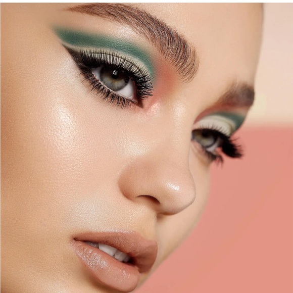 NIB Natasha Denona Zeno Eyeshadow Palette - Picture 5 of 5